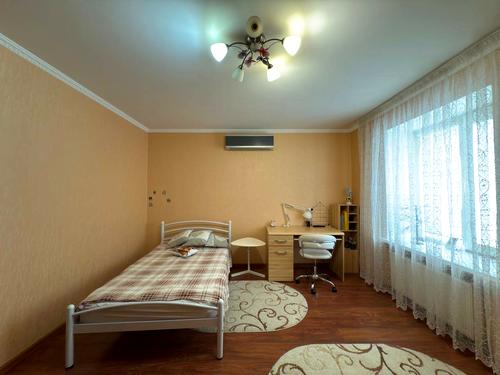 квартира по адресу Петропавловская ул., 87/3