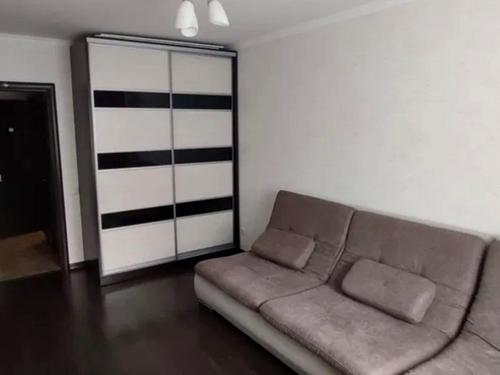 квартира за адресою с. Петропавлівська борщагівка, Волошкова вул., 6