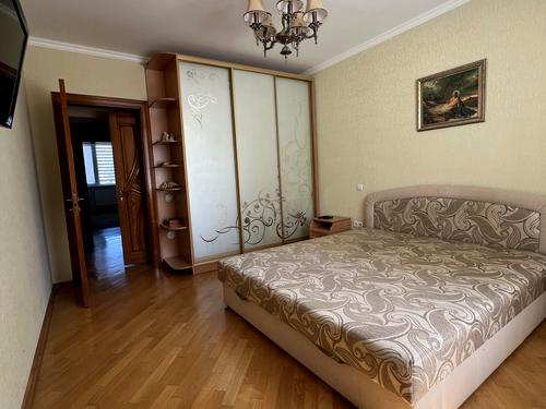 квартира за адресою Євгена Коновальця вул., 124А