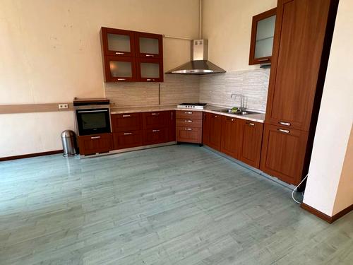 комерційна за адресою Французький бульв., 11б