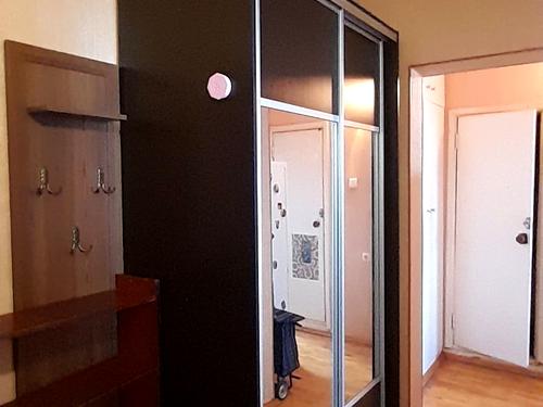 квартира за адресою Ревуцького вул., 44