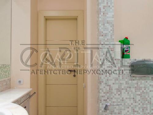 квартира за адресою Шота Руставелі вул., 44