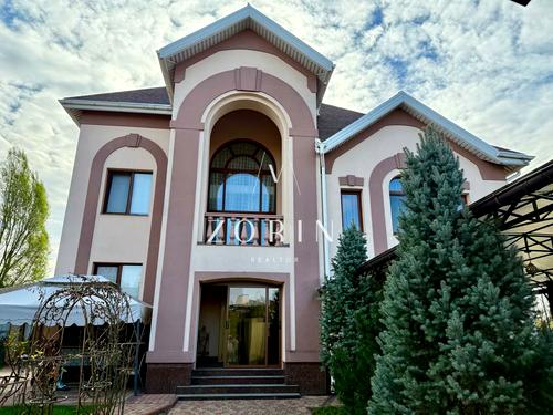дом по адресу Липова, 10