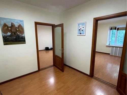 квартира за адресою Тополина вул., 18