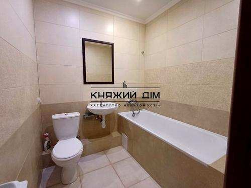 квартира за адресою Бориса Гмирі вул., 16а
