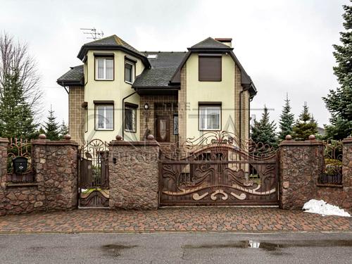 будинок за адресою с. Стоянка, Ірпенська, 31