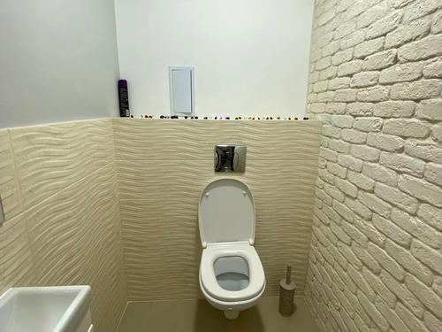 квартира за адресою Крайна вул., 1А
