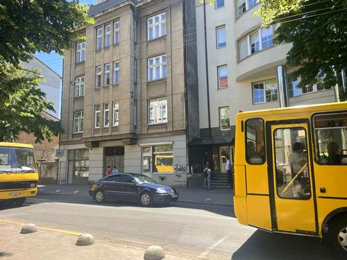 комерційна за адресою Січових Стрільців вул., 38