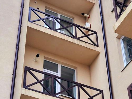 квартира за адресою Тиха, 3