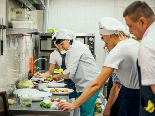 комерційна за адресою Івана Франка вул., 67