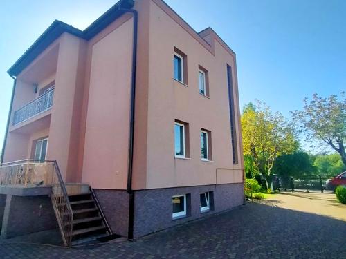 будинок за адресою Рівне, Центральна