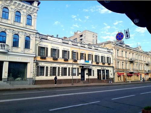 коммерческая по адресу Сагайдачного Петра ул., 21