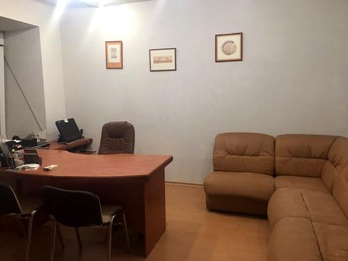 комерційна за адресою Лютеранська вул., 21