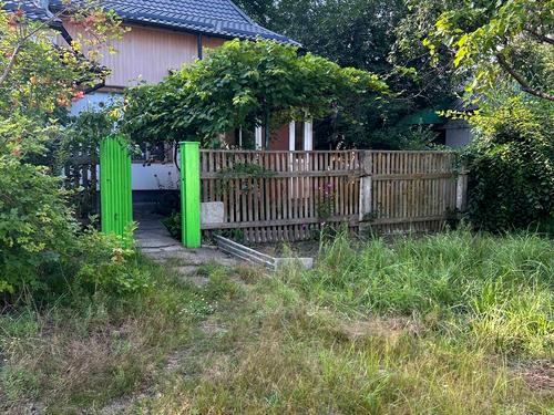 будинок за адресою Кленова