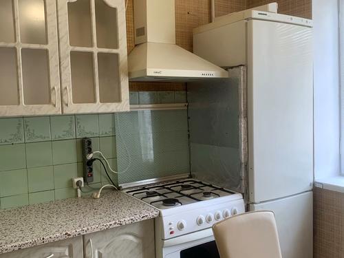 квартира за адресою Романа Шухевича просп. (Генерала Ватутіна), 30