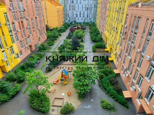 квартира за адресою Регенераторна вул., 4
