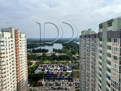 квартира за адресою Софії Русової вул., 5