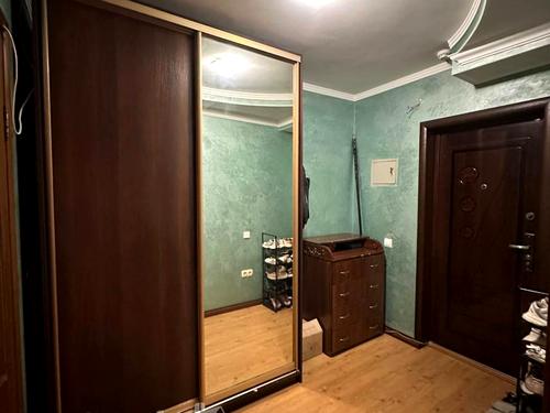 квартира за адресою Грушевського вул., 27