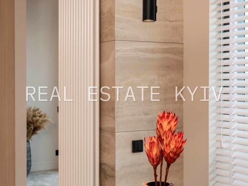квартира за адресою Андрія Верхогляда вул. (Михайла Драгомирова), 19-Б