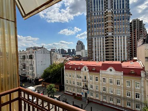 квартира за адресою Саксаганського вул., 32