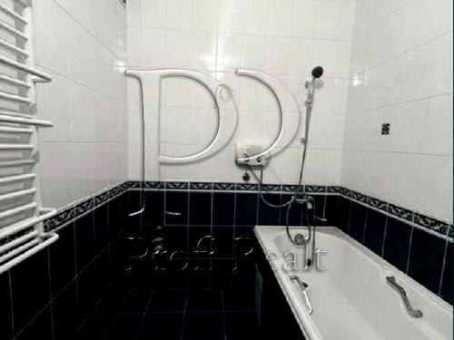 квартира за адресою Відпочинку вул., 12