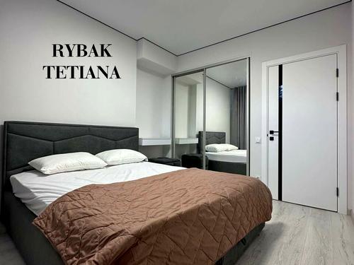 квартира по адресу Літературна, 8