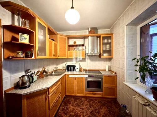 квартира за адресою Драгоманова вул., 23-А