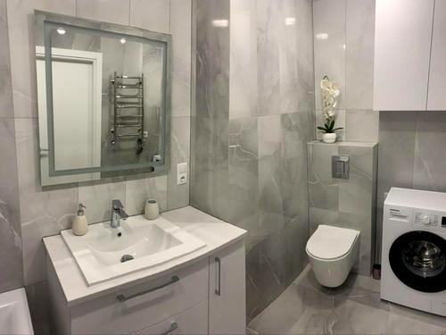 квартира за адресою Топольна вул., 4