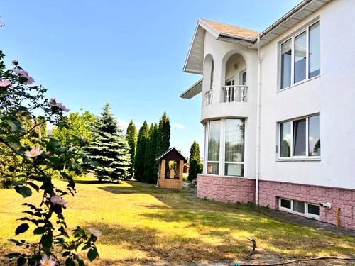 будинок за адресою молодіжна, 25
