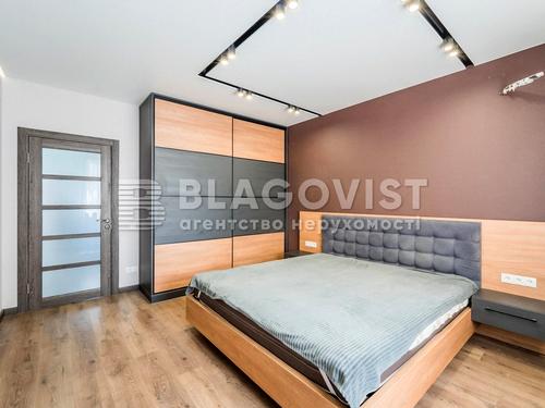 квартира за адресою Сім'ї Кульженків вул. (Петра Дегтяренка), 37