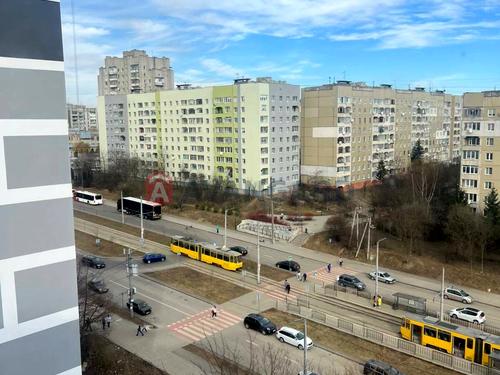 квартира по адресу Червоной Калины просп., 112