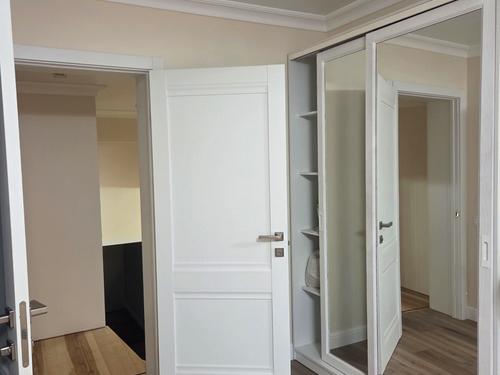 квартира за адресою Олександра Богомазова, 23