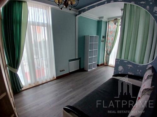 квартира за адресою Регенераторна вул., 4 к17