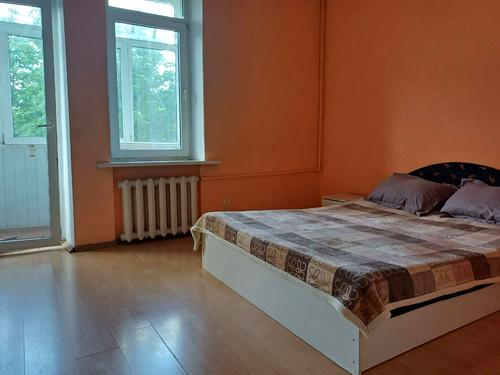 квартира за адресою Петра Калнишевського вул. (Харитонова), 6