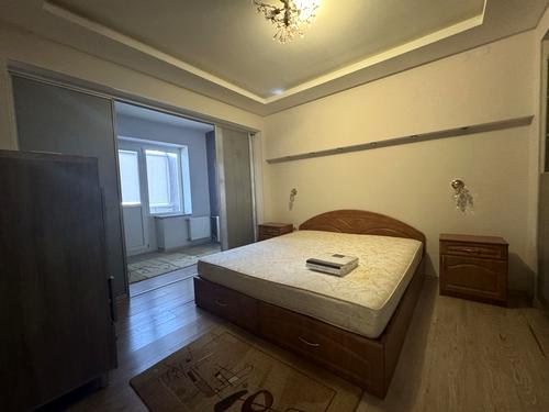квартира за адресою Академіка Амосова вул., 6