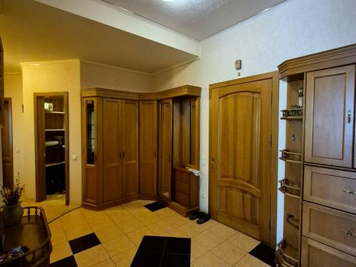 квартира за адресою Алана Шепарда вул. (Суворова), 10