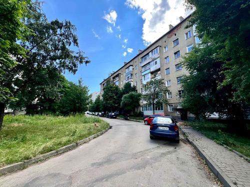 квартира за адресою Олександра Довженка вул., 18/2