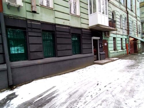 коммерческая по адресу Богдана Хмельницкого ул., 9
