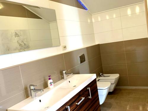 квартира за адресою Академіка Амосова вул., 6