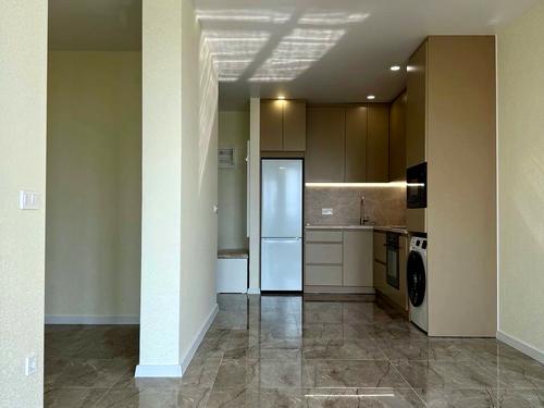 квартира за адресою Космічна вул., 5