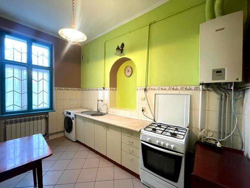 квартира за адресою Якова Остряниці вул., 7