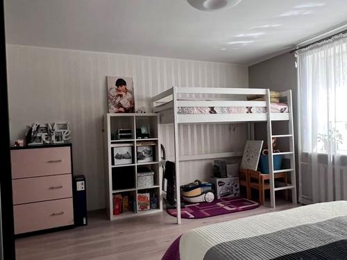 квартира за адресою Гулака-Артемовського вул., 13а