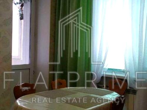 квартира за адресою Саперно-Слобідська вул., 8