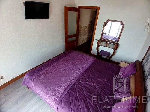 квартира за адресою Регенераторна вул., 4 к17