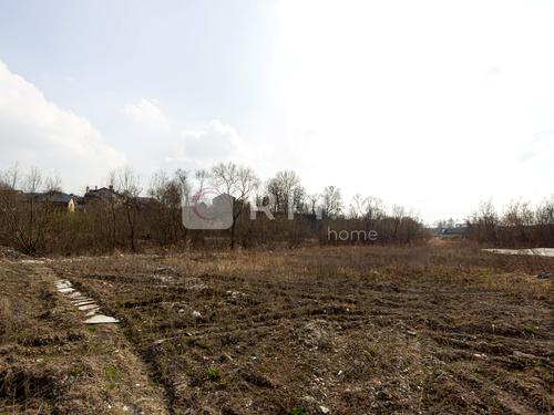 ділянка за адресою с. Рясне-Руське, Залізнична