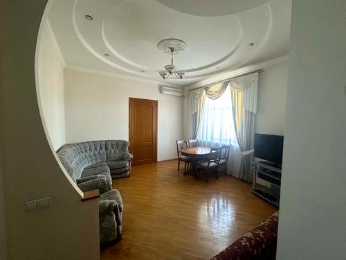 квартира за адресою Антоновича вул. (Горького), 4/6