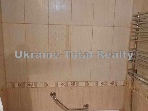 квартира за адресою Тарасівська вул., 23/25