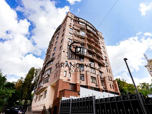 квартира по адресу Александра Конисского ул., 28А-30А
