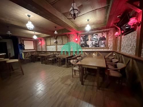 комерційна за адресою Шпитальна вул., 7