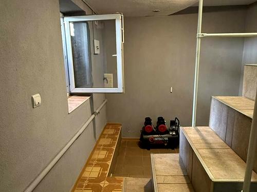 комерційна за адресою Петра Панча вул., 13